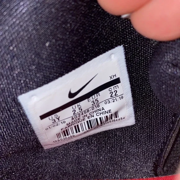 Nike Kyrie 5 red carpet youth size 3Y boy’s black basketball shoes sneakers - Picture 4 of 8